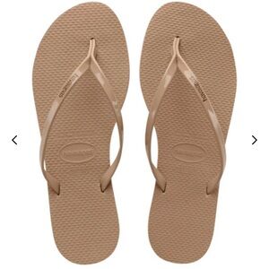 Havianas Sandals Tan Shiny Beige flip flops women’s 9